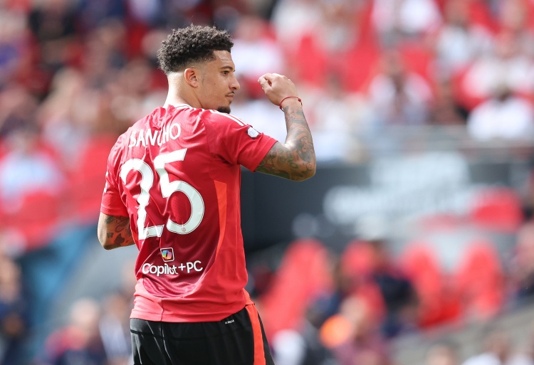 开云登录入口-佩杜拉：罗马追求法比奥-席尔瓦和利昂-贝利，一直与桑乔保持联系